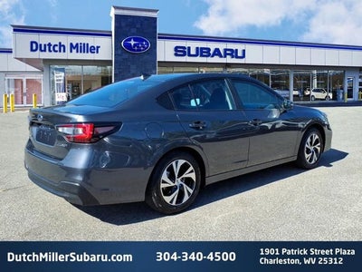2025 Subaru LEGACY Premium