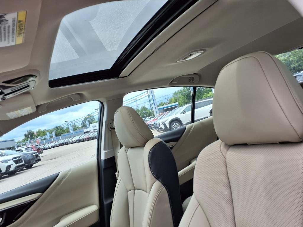 2025 Subaru LEGACY Limited