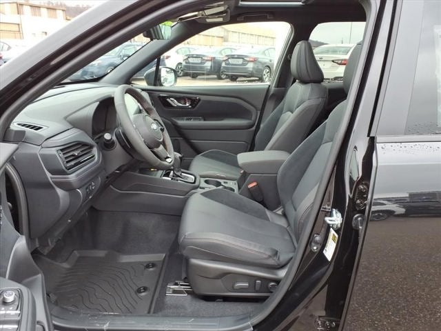 2025 Subaru FORESTER Touring Hybrid