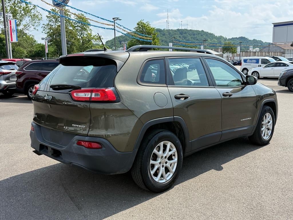 2015 Jeep Cherokee Sport