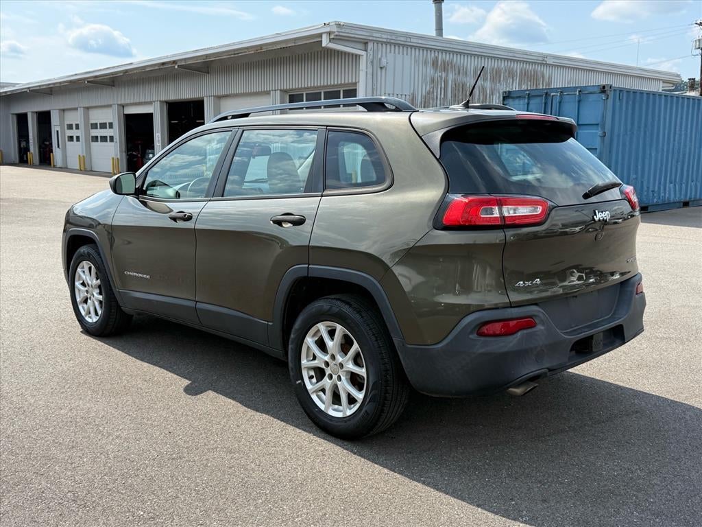 2015 Jeep Cherokee Sport
