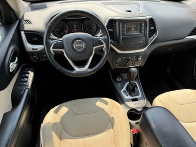 2015 Jeep Cherokee Sport