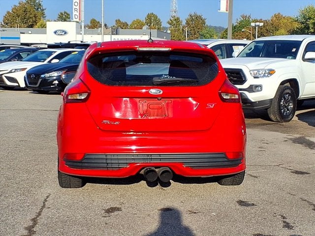 2017 Ford Focus ST