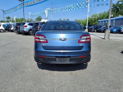 2018 Ford Taurus SEL