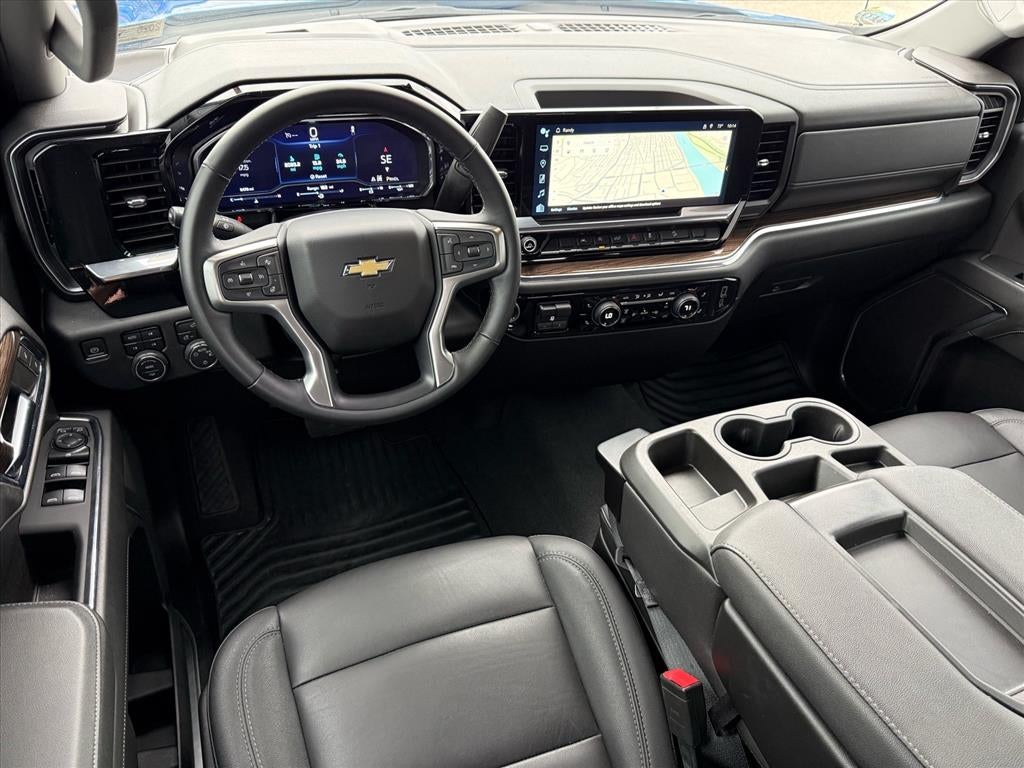 2024 Chevrolet Silverado LT