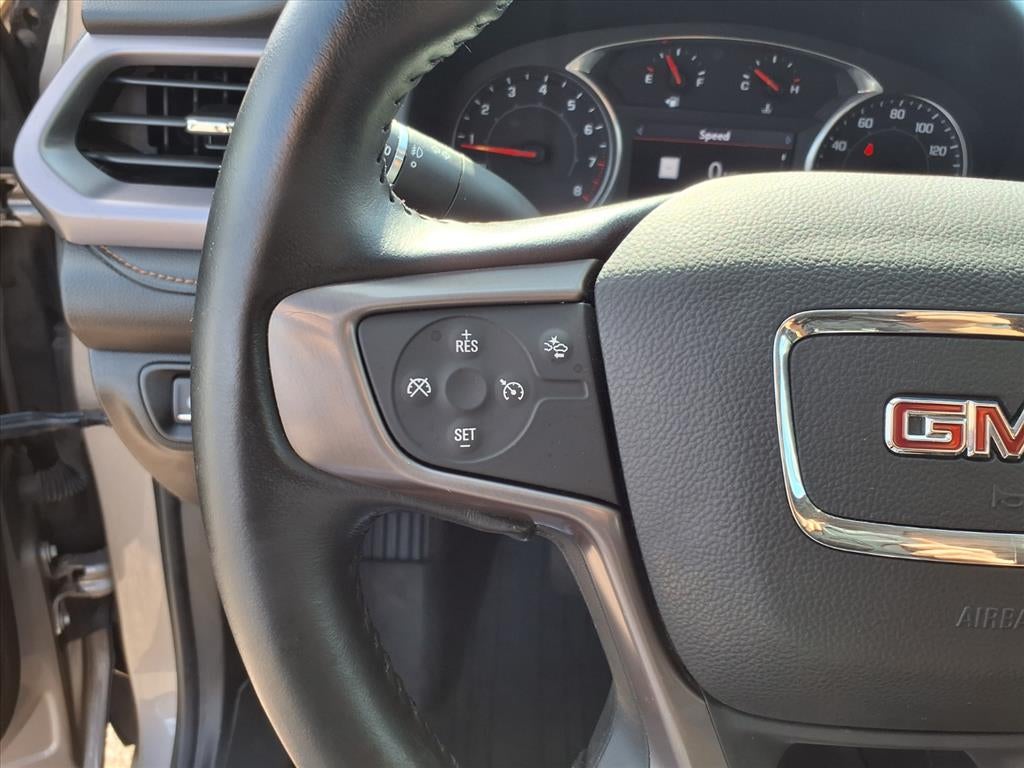 2022 GMC Acadia AT4