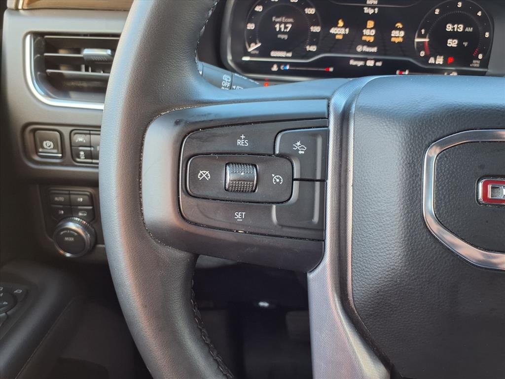 2023 GMC Yukon XL SLE