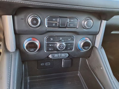 2023 GMC Yukon XL SLE