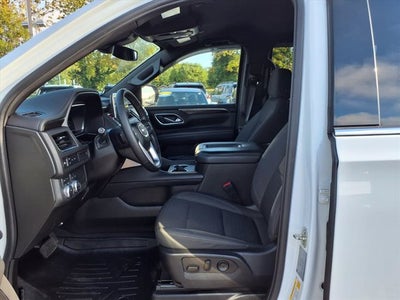 2023 GMC Yukon XL SLE