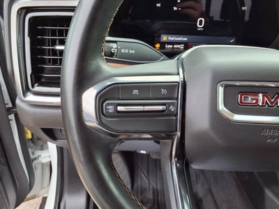 2023 GMC Canyon 4WD AT4