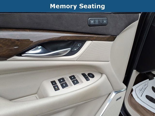 2018 Cadillac Escalade ESV Luxury