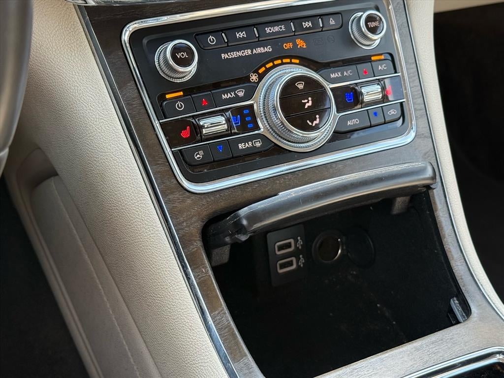 2017 Lincoln Continental Reserve