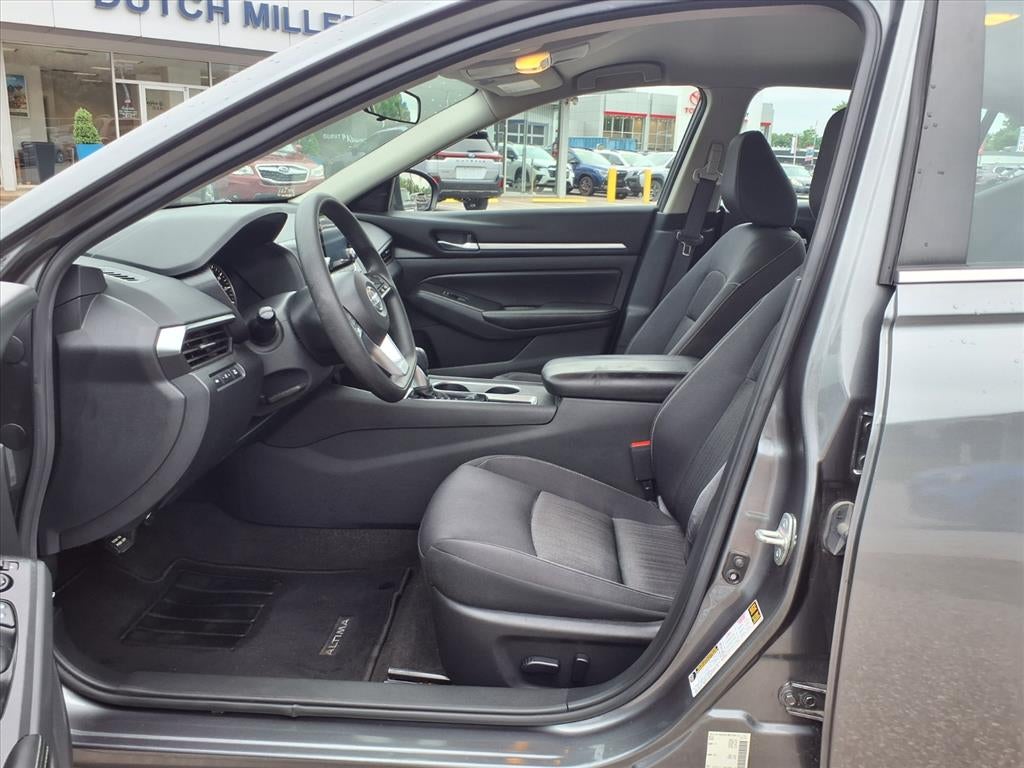 Used 2022 Nissan Altima SV with VIN 1N4BL4DV1NN347592 for sale in Charleston, WV