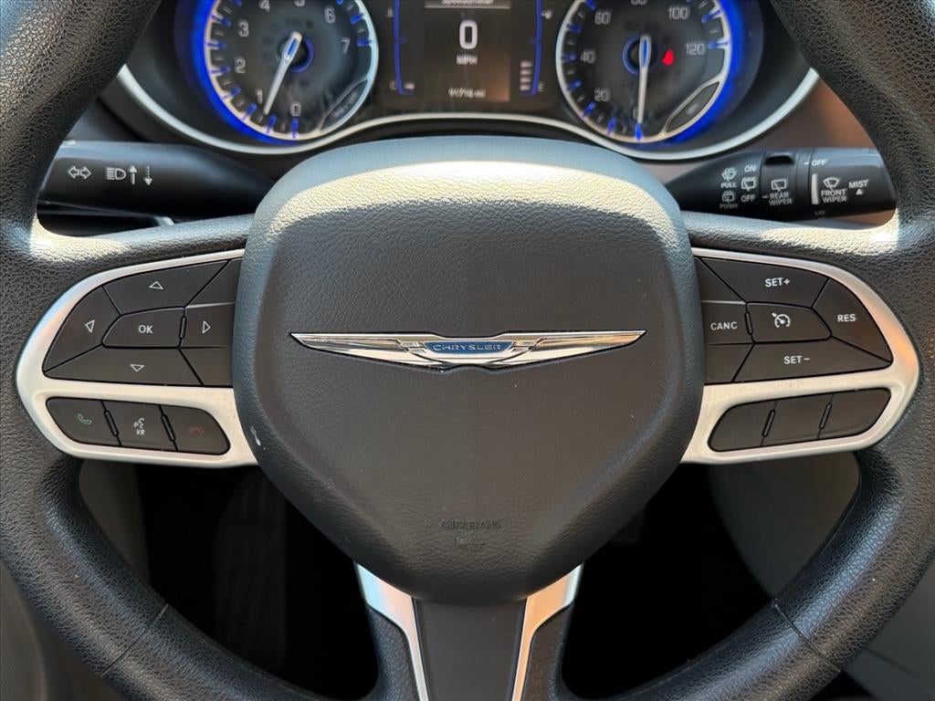 2020 Chrysler Voyager LXI
