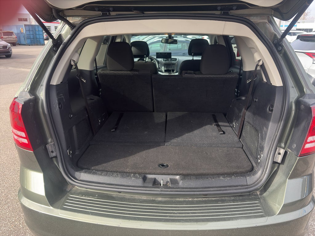 Used 2019 Dodge Journey SE with VIN 3C4PDCAB6KT873598 for sale in Charleston, WV