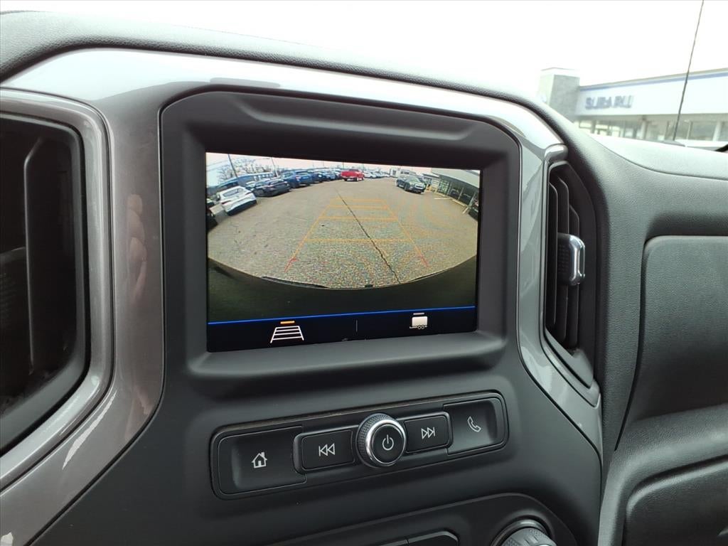 2022 Chevrolet Silverado Custom