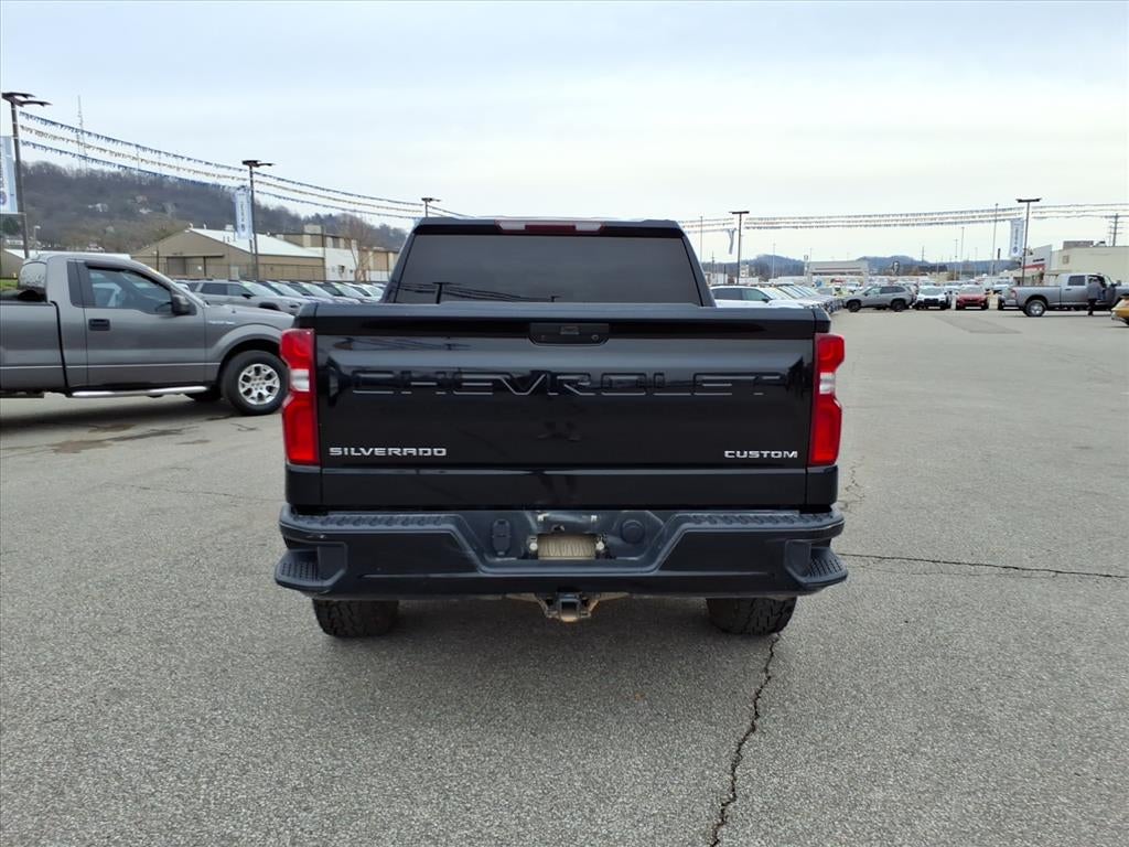 2022 Chevrolet Silverado Custom
