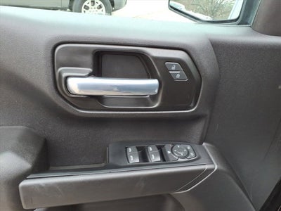 2022 Chevrolet Silverado Custom