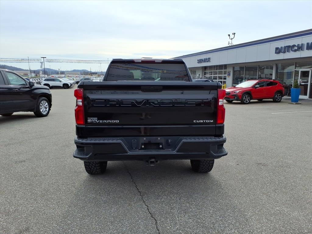 2022 Chevrolet Silverado Custom Trail Boss