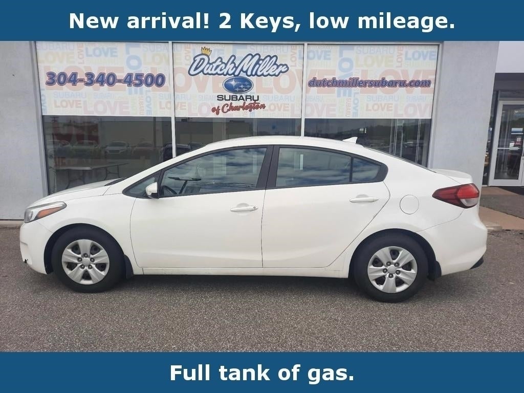 2017 Kia Forte LX AT's photo