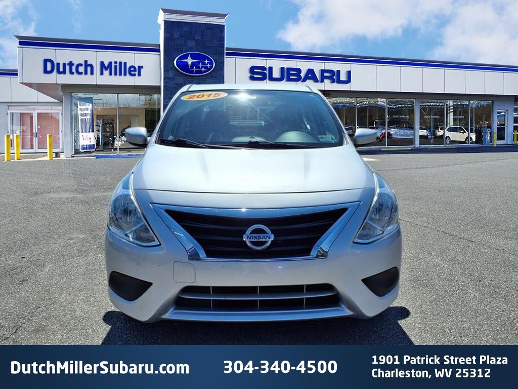 2015 Nissan Versa SV