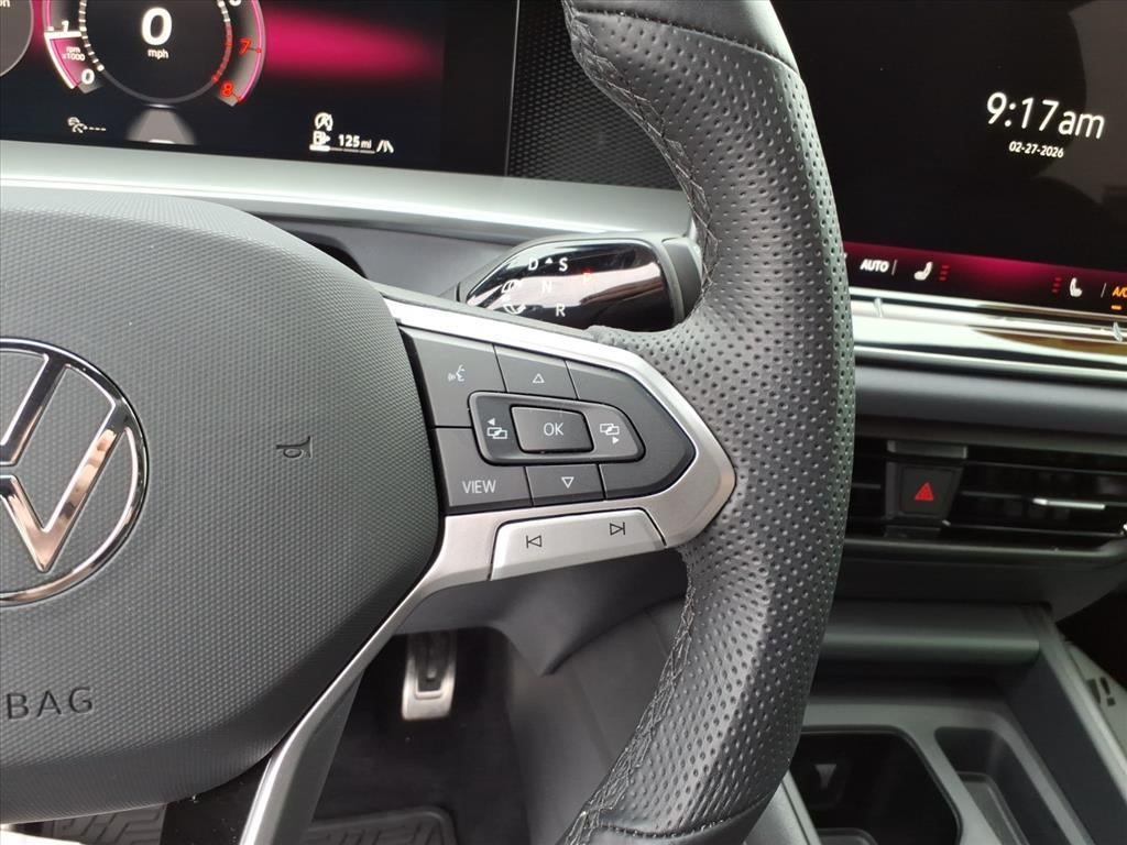 2025 Volkswagen Tiguan SE R-Line Black