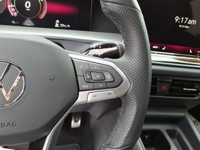 2025 Volkswagen Tiguan SE R-Line Black