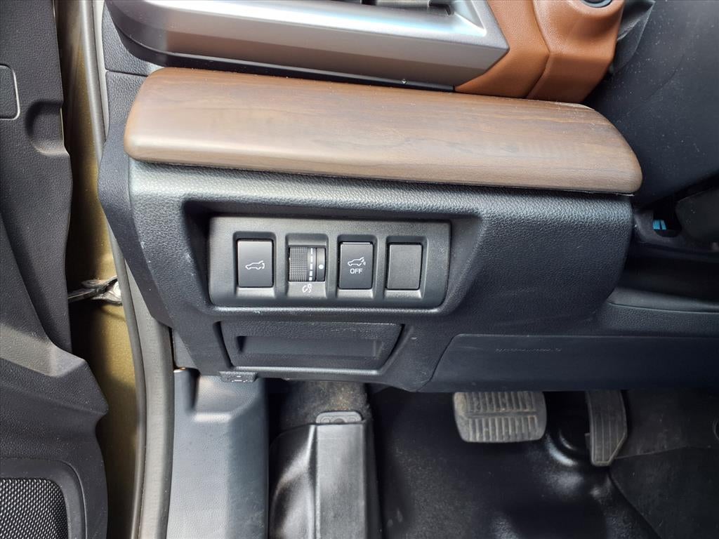 2022 Subaru Outback Touring XT