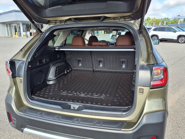 2022 Subaru Outback Touring XT