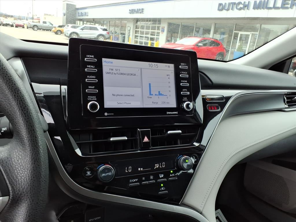 2022 Toyota Camry LE