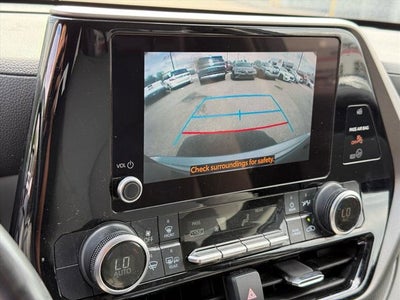 2023 Toyota Highlander Hybrid Hybrid LE