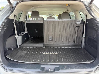 2023 Toyota Highlander Hybrid Hybrid LE
