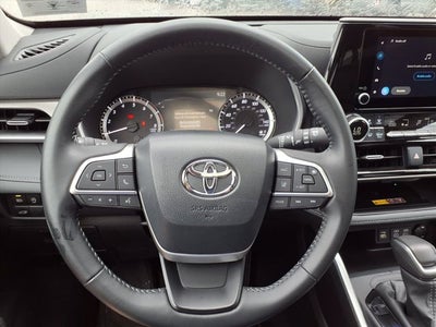 2025 Toyota Highlander XLE