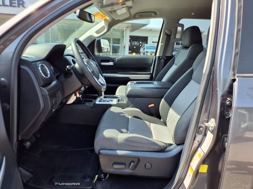 2015 Toyota Tundra SR5