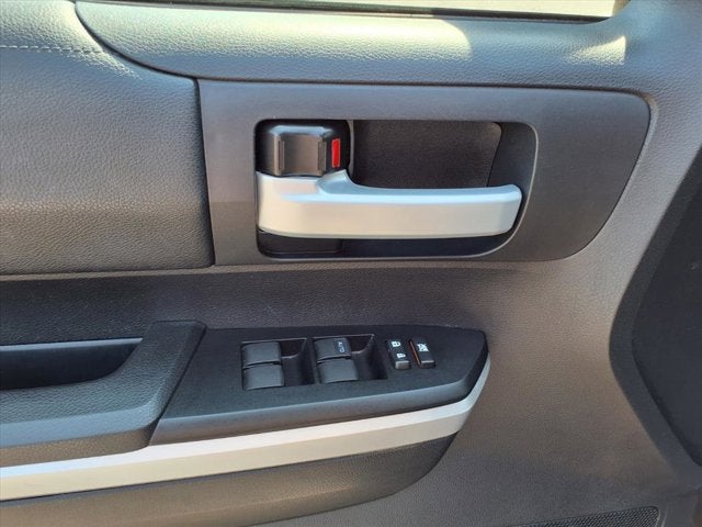 2015 Toyota Tundra SR5