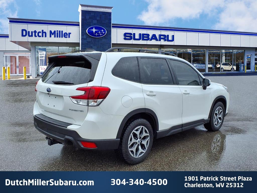 2024 Subaru Forester Premium