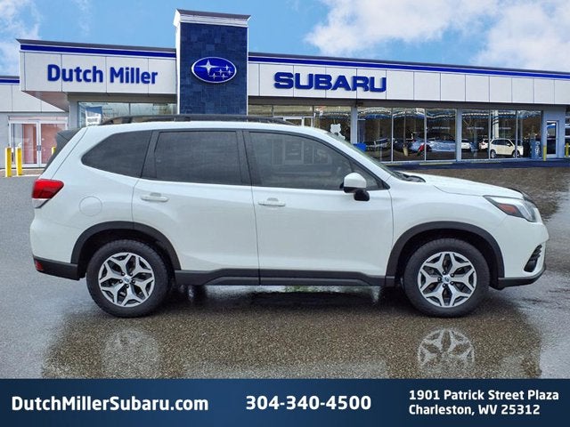 2024 Subaru Forester Premium