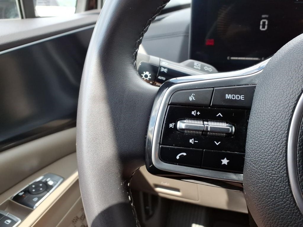 2025 Kia Carnival LXS