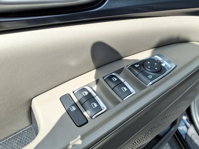 2025 Kia Carnival LXS