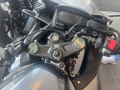 2022 Honda CBR500R / CBR500R ABS Base