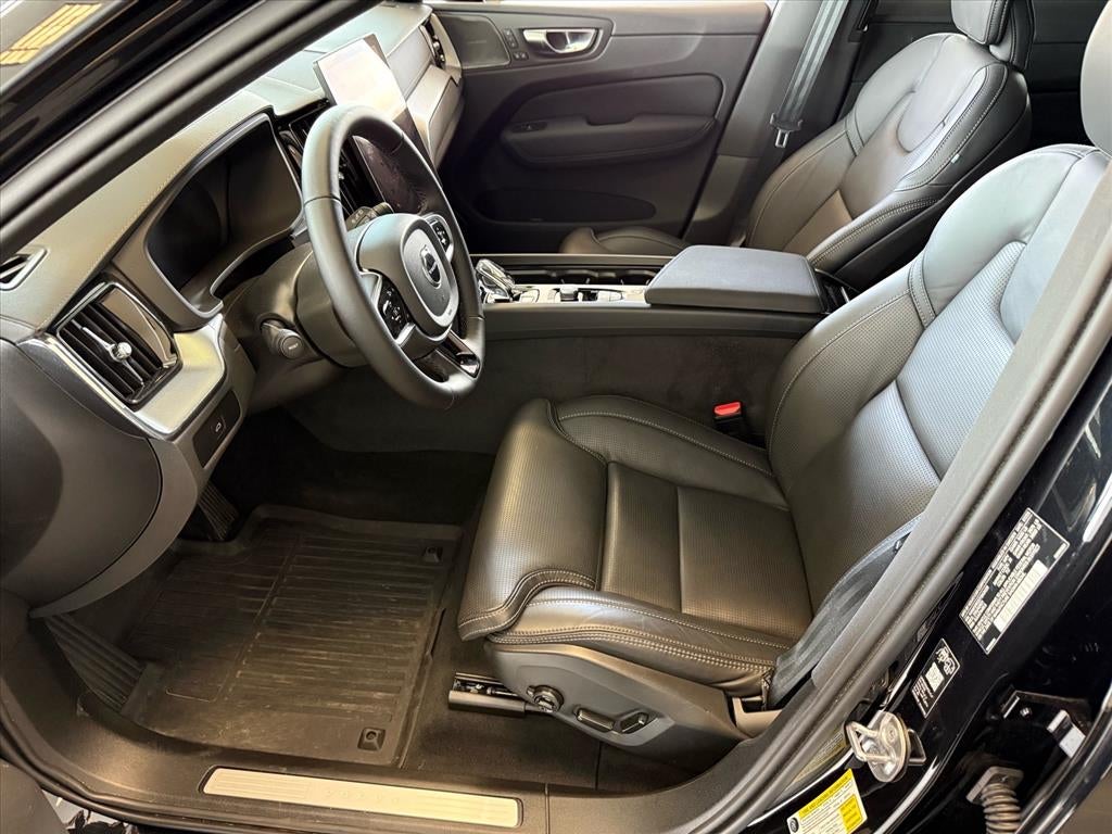 2026 Volvo XC60 Ultra Black Edition